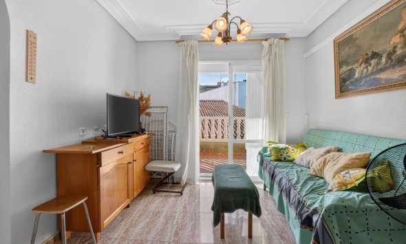 Apartment - Resale - Torrevieja - Playa de los locos