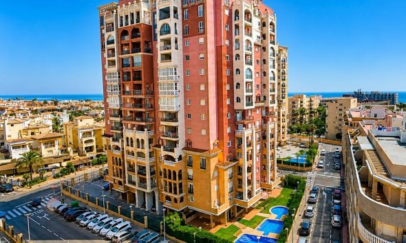 Apartment - Resale - Torrevieja - Playa de los Locos
