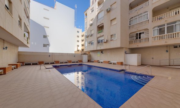 Apartment - Resale - Torrevieja - playa de los naufragos