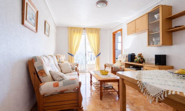 Apartment - Resale - Torrevieja - Playa del Acequión