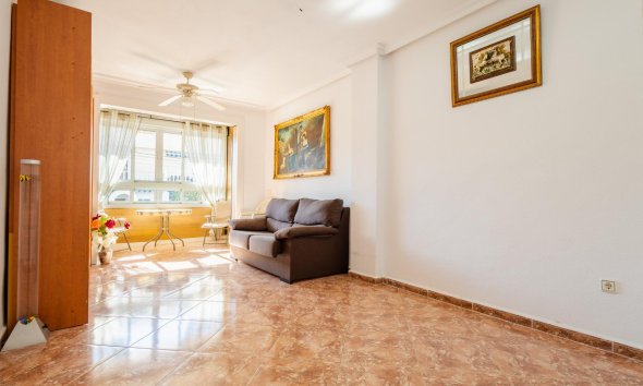 Apartment - Resale - Torrevieja - Playa del Cura