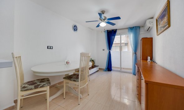 Apartment - Resale - Torrevieja - Playa del cura