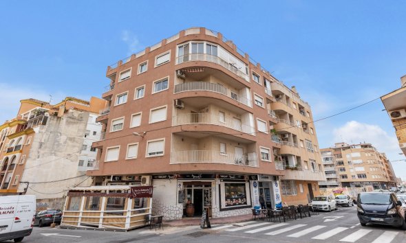 Apartment - Resale - Torrevieja - Playa del cura