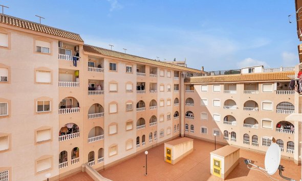 Apartment - Resale - Torrevieja - Playa del Cura