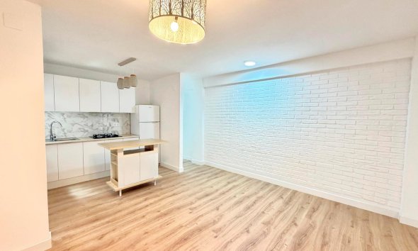 Apartment - Resale - Torrevieja - Torrevieja