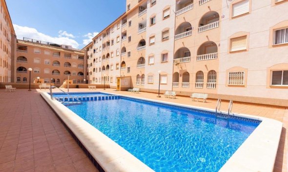 Apartment - Resale - Torrevieja - Torrevieja