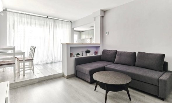 Apartment - Resale - Torrevieja - VT-54495