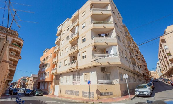 Apartment - Reventa - Torrevieja - Centro