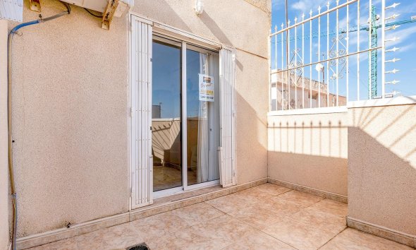 Apartmento - Reventa - Torrevieja - Estacion de autobuses