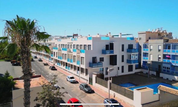 Apartmento - Reventa - Torrevieja - MM-35239