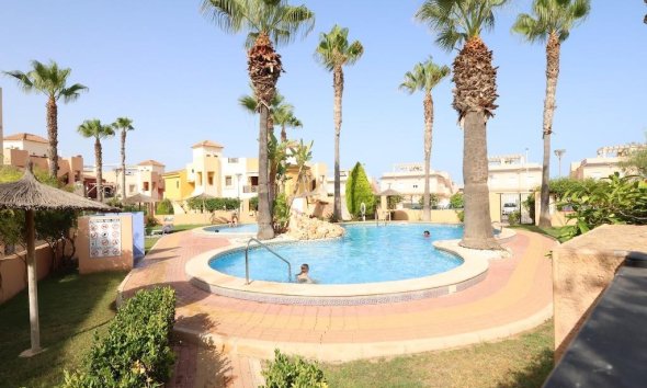 Bungalow / Domek parterowy - Rynek Wtórny - Torrevieja - JM-50858