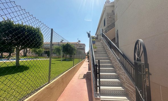 Bungalow - Resale - Torrevieja - Aguas Nuevas