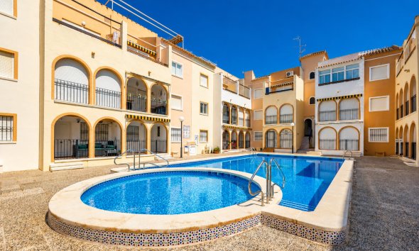 Bungalow - Resale - Torrevieja - JP-85448