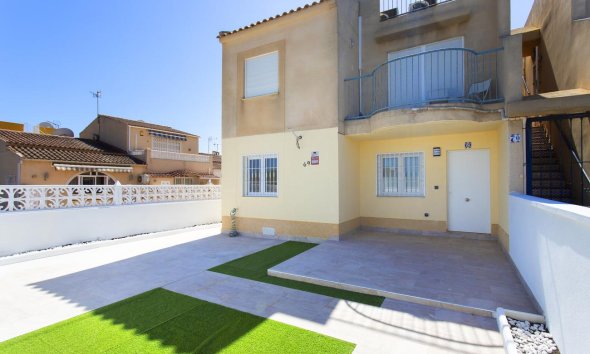 Bungalow - Resale - Torrevieja - Parque de las Naciones