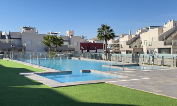 Bungalow - Reventa - Torrevieja - Aguas Nuevas