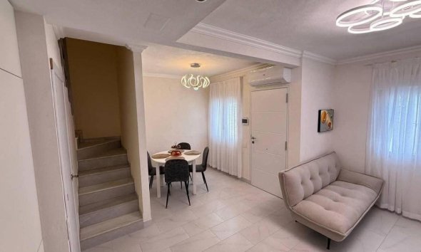 Casas - Obra nueva - Torrevieja - Torrevieja