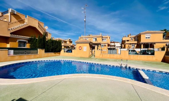 Casas - Obra nueva - Torrevieja - Torrevieja
