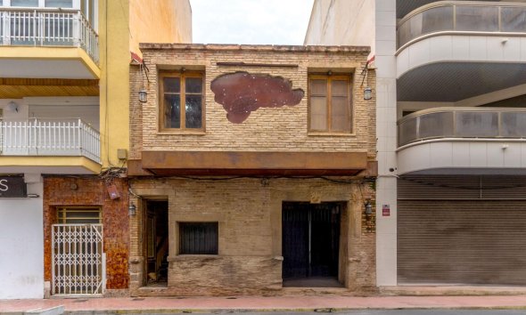 Commercial premises / Commercial unit / Retail space - Resale - Torrevieja - Playa del cura