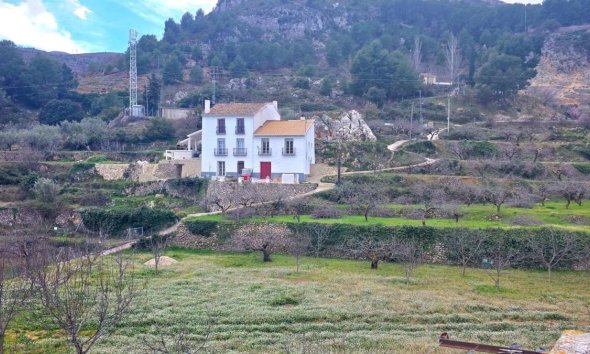 Detached chalet - New Build - Confrides - Confrides