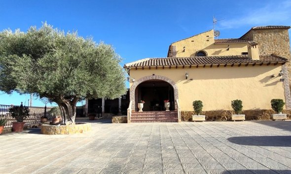 Farm Estate / Country Property - Resale - Orihuela - Orihuela
