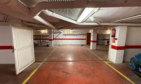 garage - Long Term Rental - Torrevieja - Centro