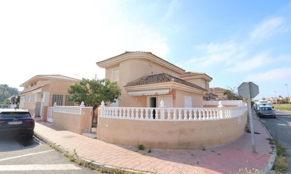 Houses - New Build - Torrevieja - Torrevieja