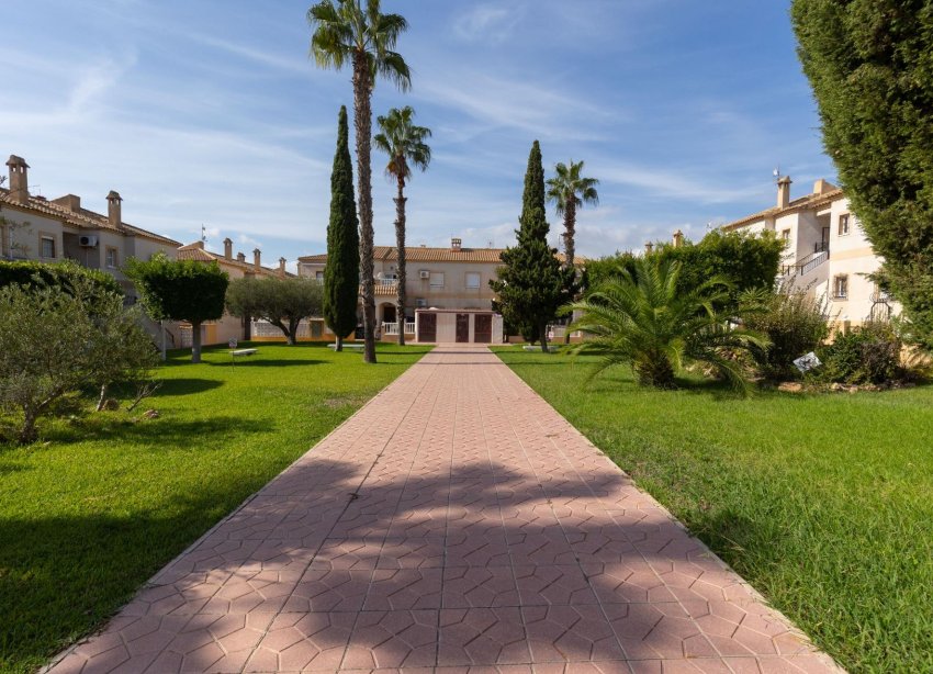 Long Term Rental - Bungalow - Torrevieja - Zona los Frutales