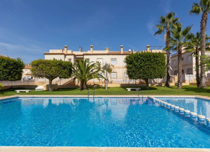 Long Term Rental - Bungalow - Torrevieja - Zona los Frutales