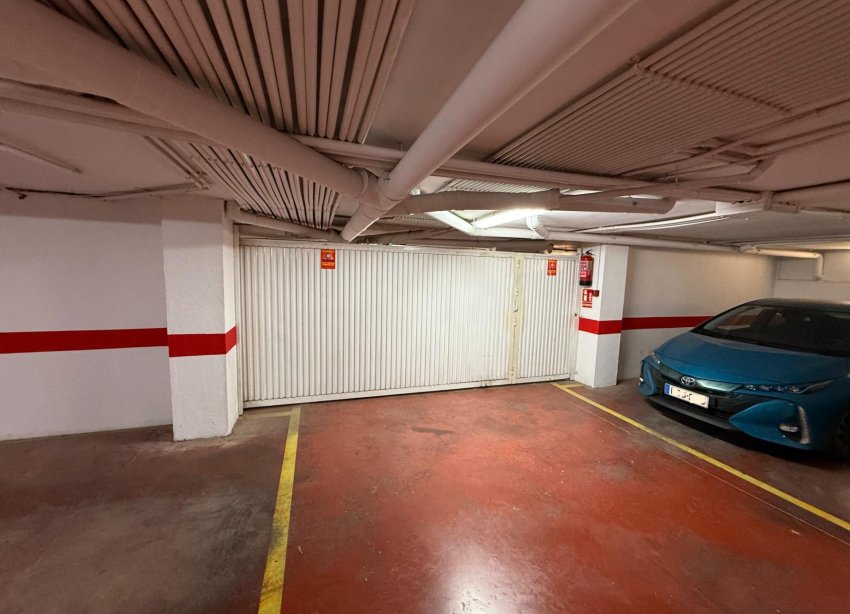 Long Term Rental - garage - Torrevieja - Centro