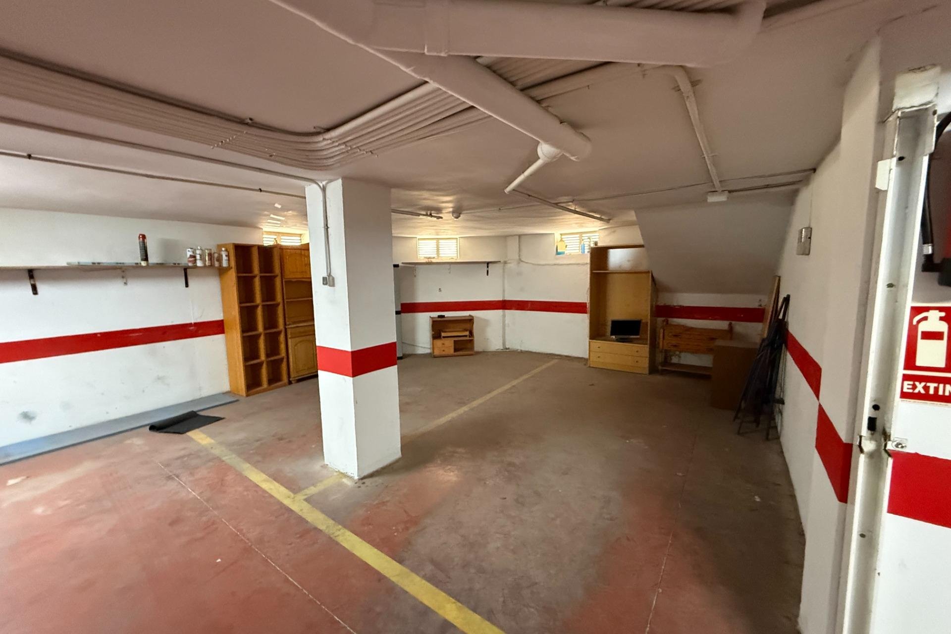 Long Term Rental - garage - Torrevieja - Centro