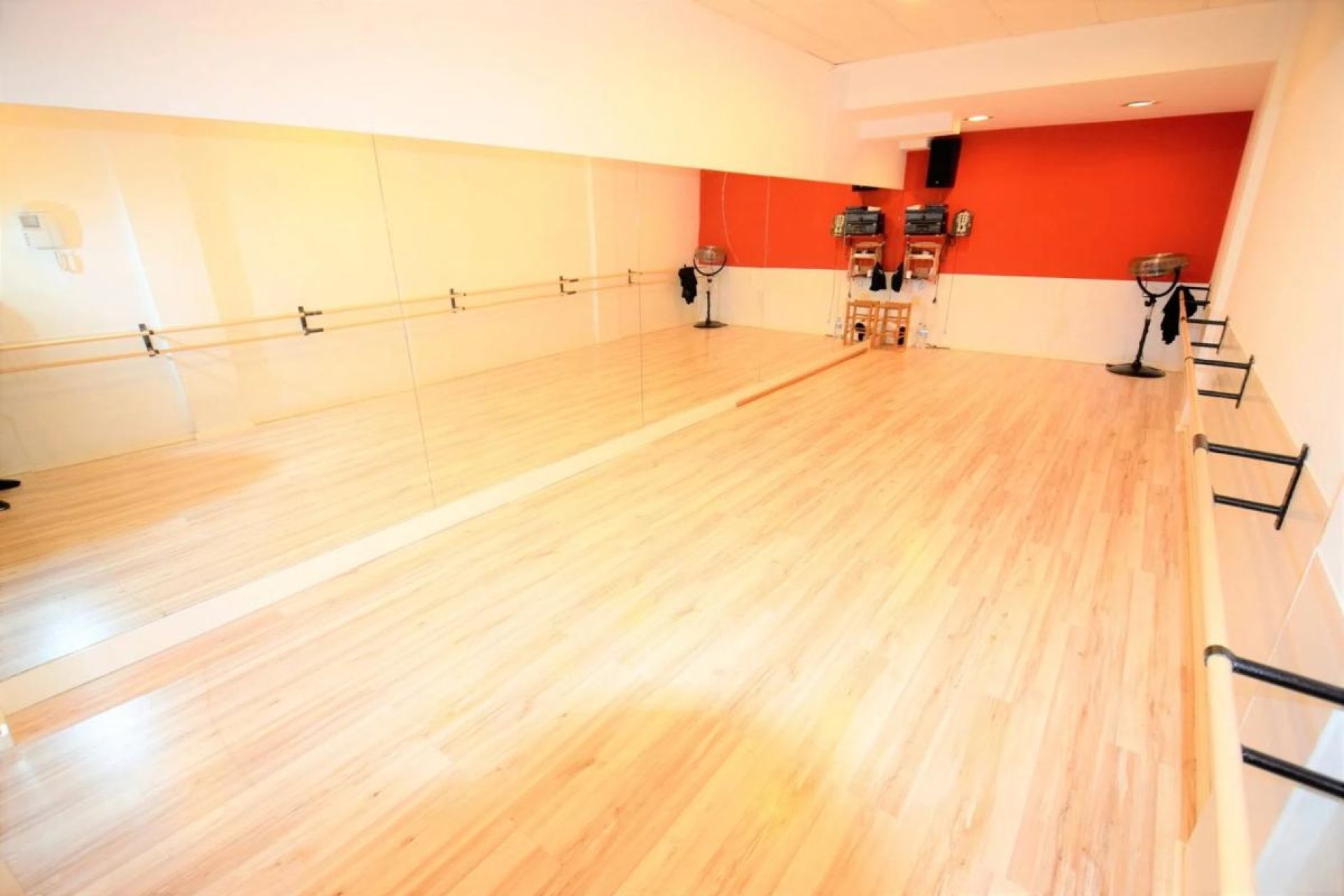 New Build - Commercial premises - Guardamar del Segura