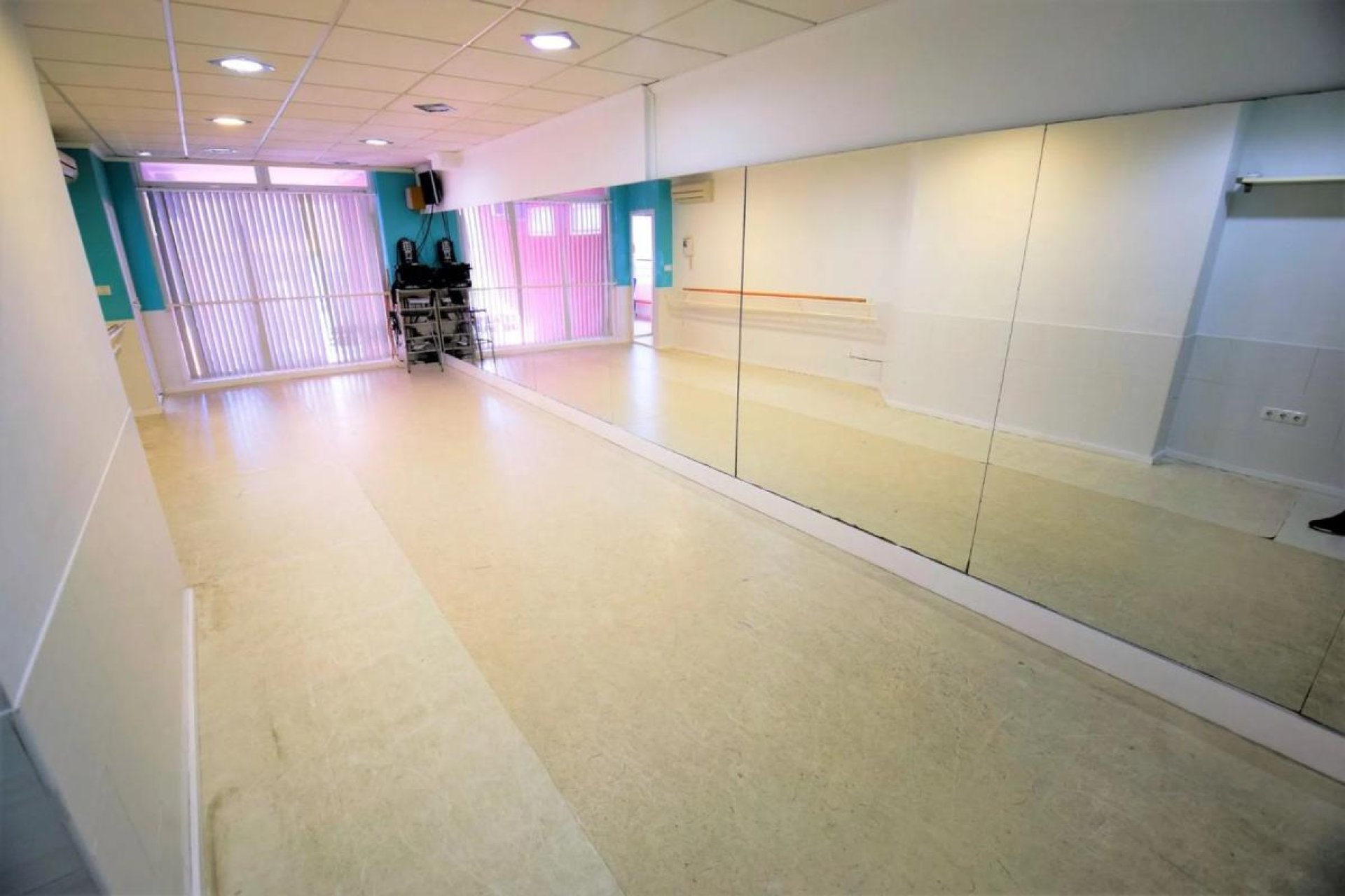 New Build - Commercial premises - Guardamar del Segura