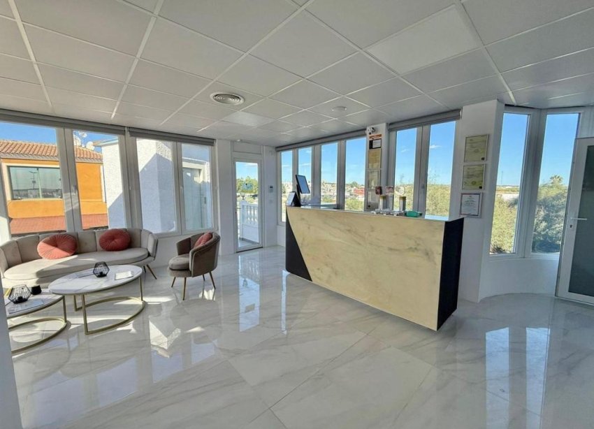 New Build - Commercial premises - Rojales