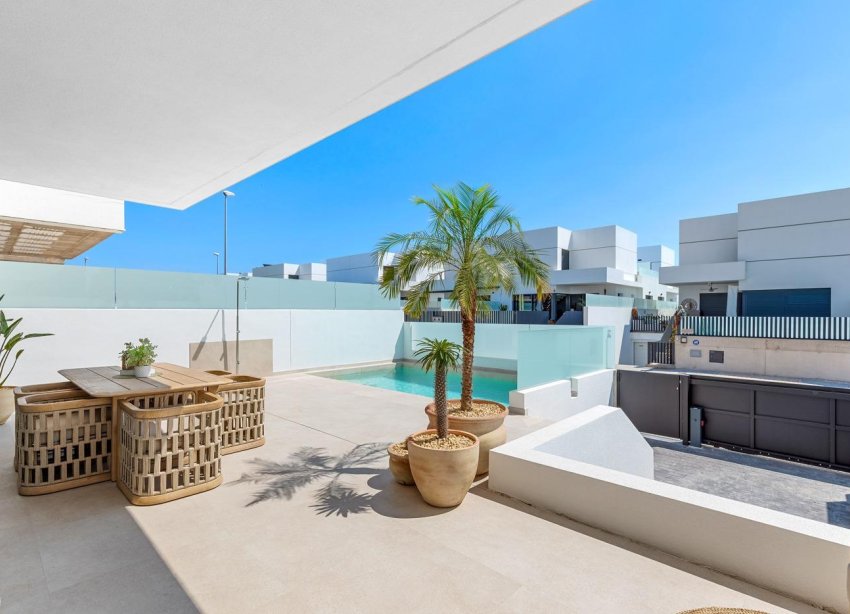 New Build - Terraced house / Townhouse - Dolores - Sector 3