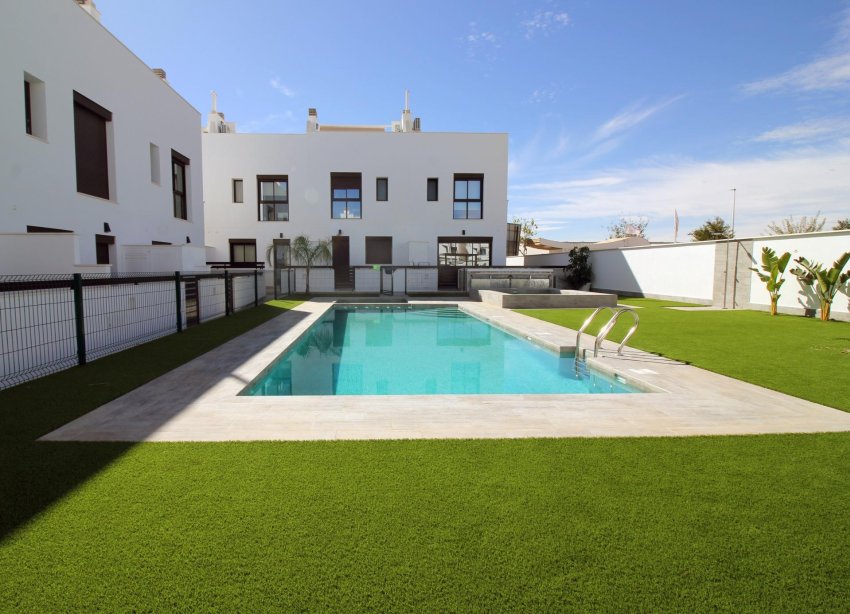 New Build - Terraced house / Townhouse - Pilar de la Horadada - El Pilar de la Horadada