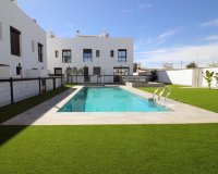 New Build - Terraced house / Townhouse - Pilar de la Horadada - parque Andromeda