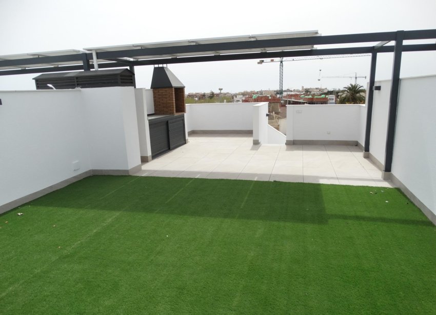 New Build - Terraced house / Townhouse - Pilar de la Horadada - pueblo