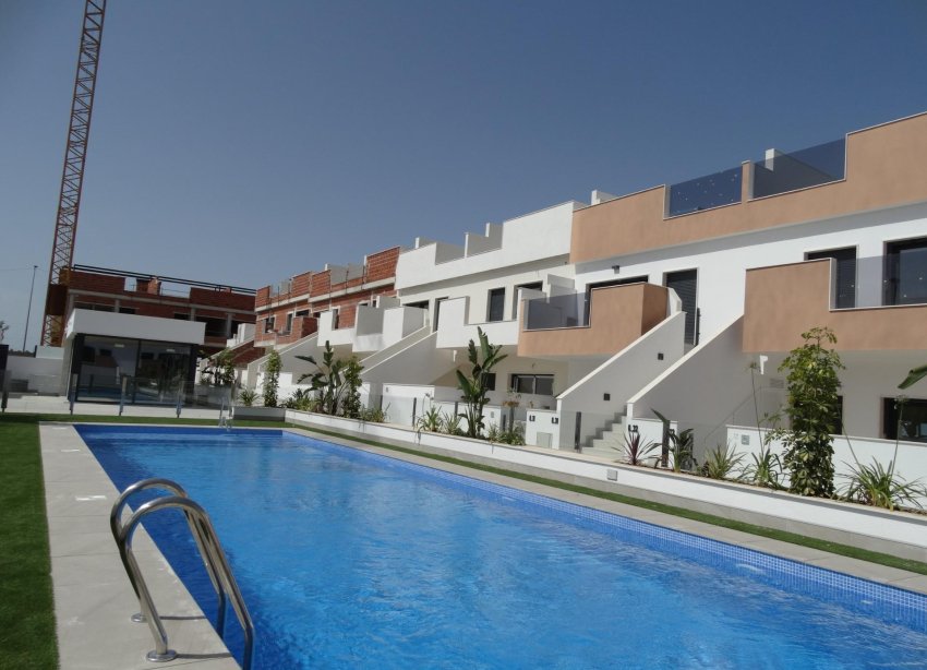 New Build - Terraced house / Townhouse - Pilar de la Horadada - pueblo