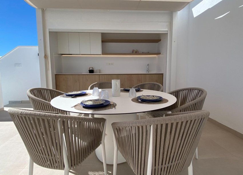 New Build - Terraced house / Townhouse - Pilar de la Horadada - pueblo