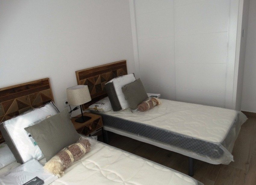 New Build - Terraced house / Townhouse - Pilar de la Horadada - pueblo