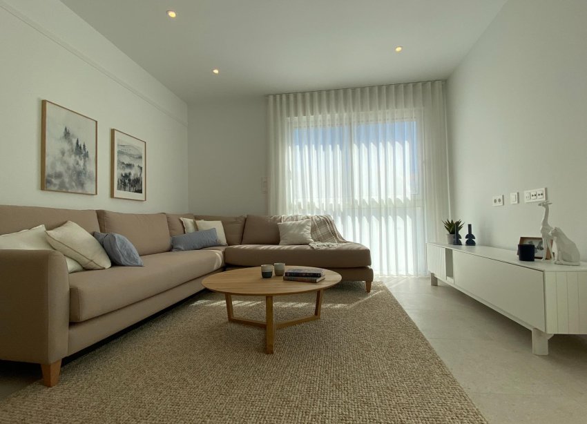 New Build - Terraced house / Townhouse - Pilar de la Horadada - pueblo