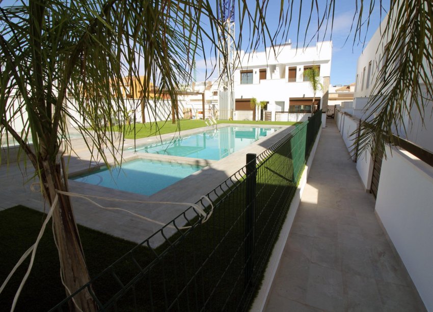 New Build - Terraced house / Townhouse - Pilar de la Horadada