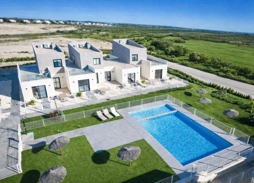 New Build - Townhouse / Terraced House - Baños y Mendigo