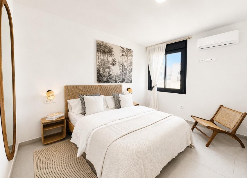 New Build - Townhouse / Terraced House - Baños y Mendigo