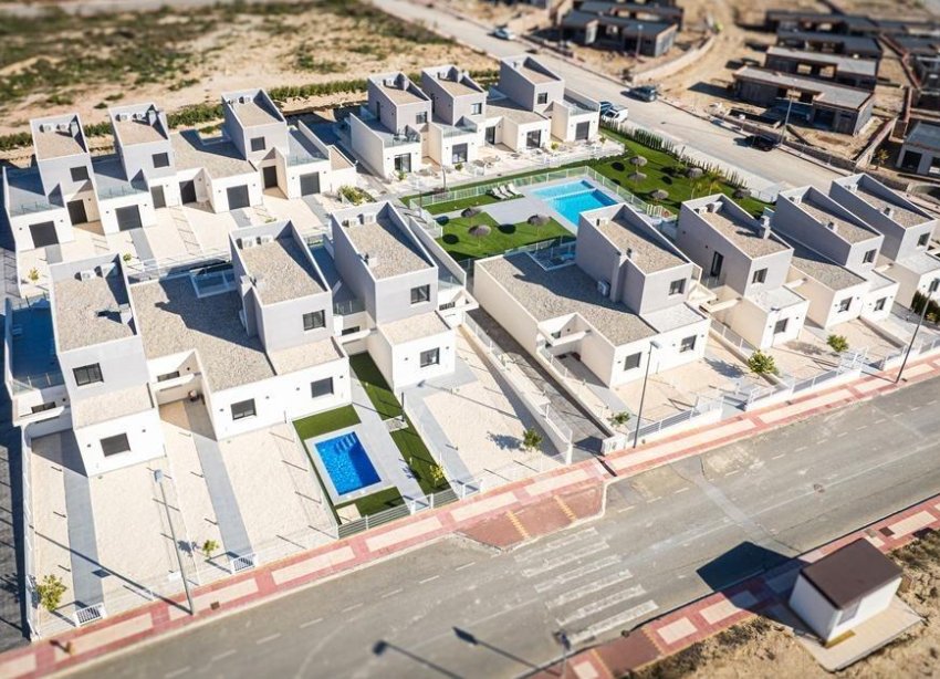 New Build - Townhouse / Terraced House - Baños y Mendigo