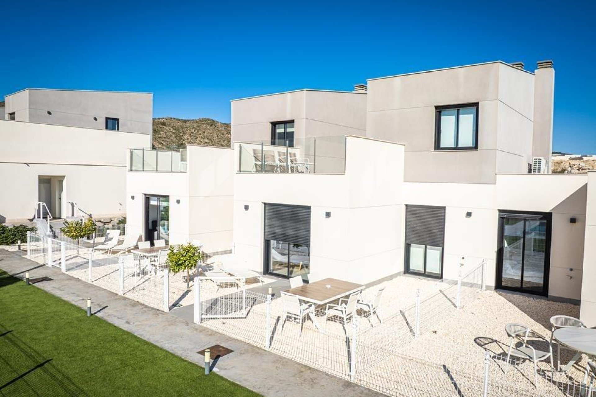 New Build - Townhouse / Terraced House - Baños y Mendigo