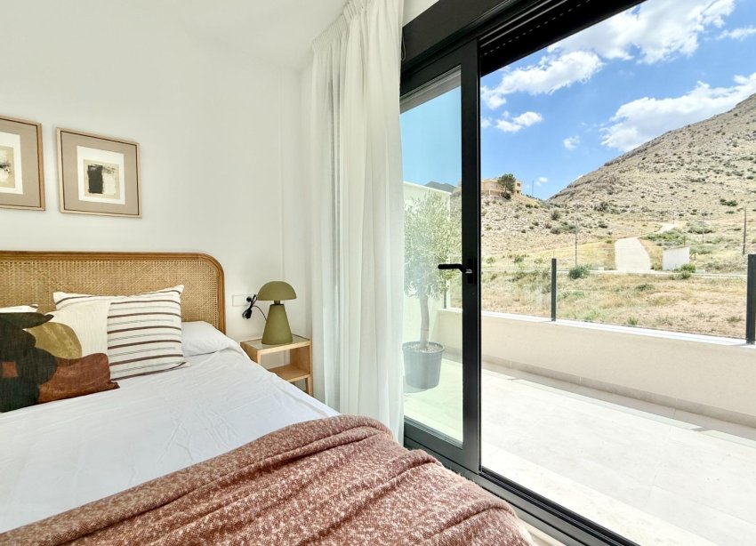 Obra nueva - Adosado - Cox - San Fernando