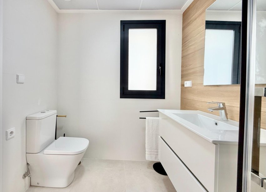 Obra nueva - Adosado - Cox - San Fernando