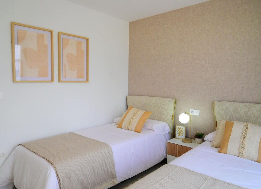 Obra nueva - Adosado - Dolores - polideportivo