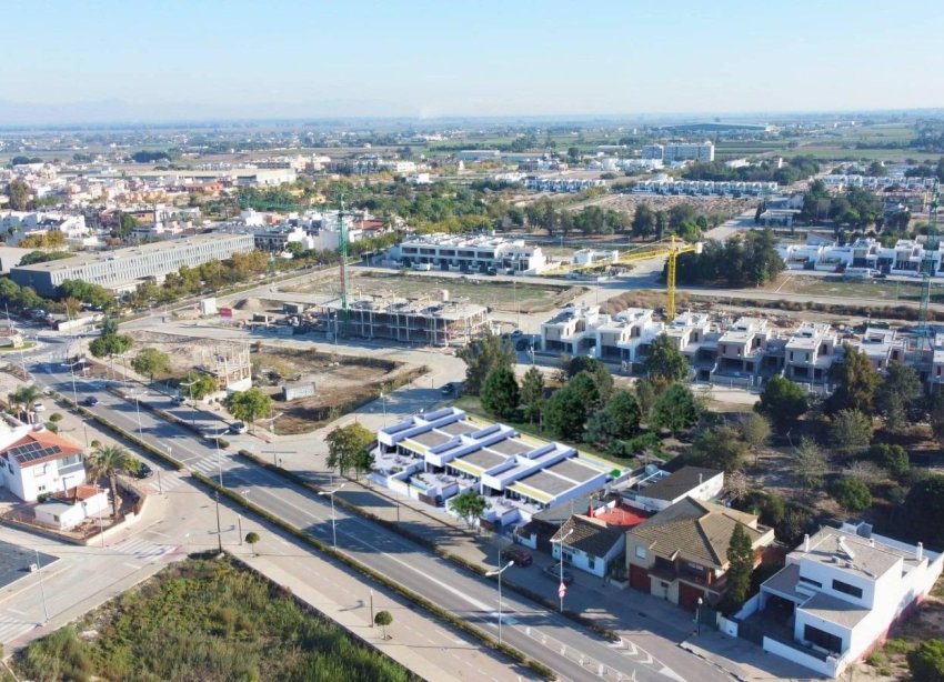 Obra nueva - Adosado - Dolores - Sector 3